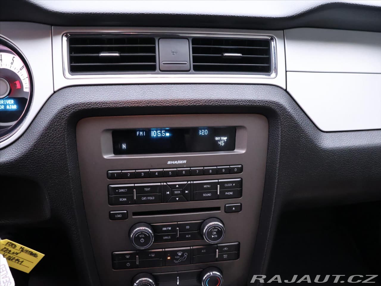 2011 Ford Mustang - 19