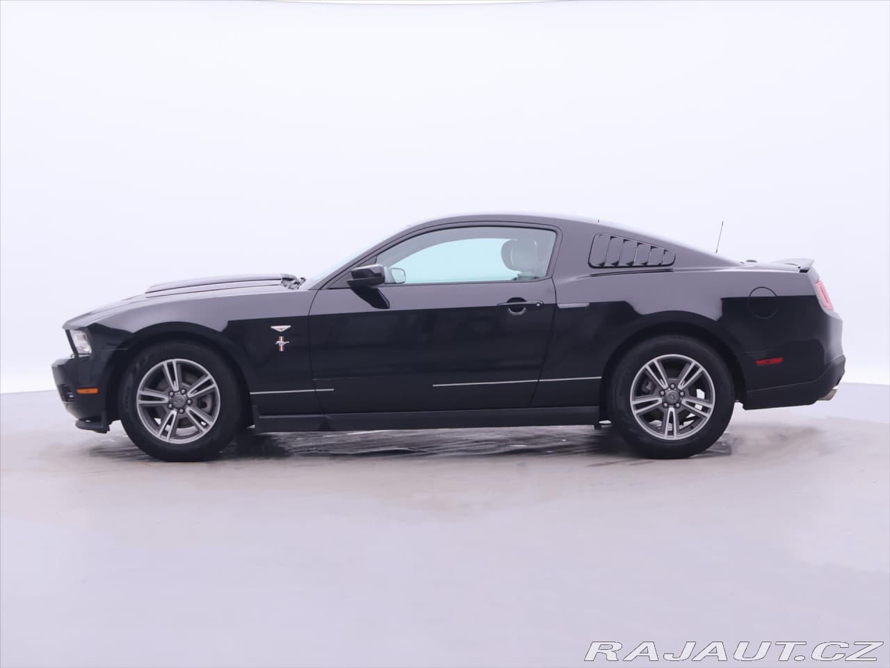2011 Ford Mustang - 4