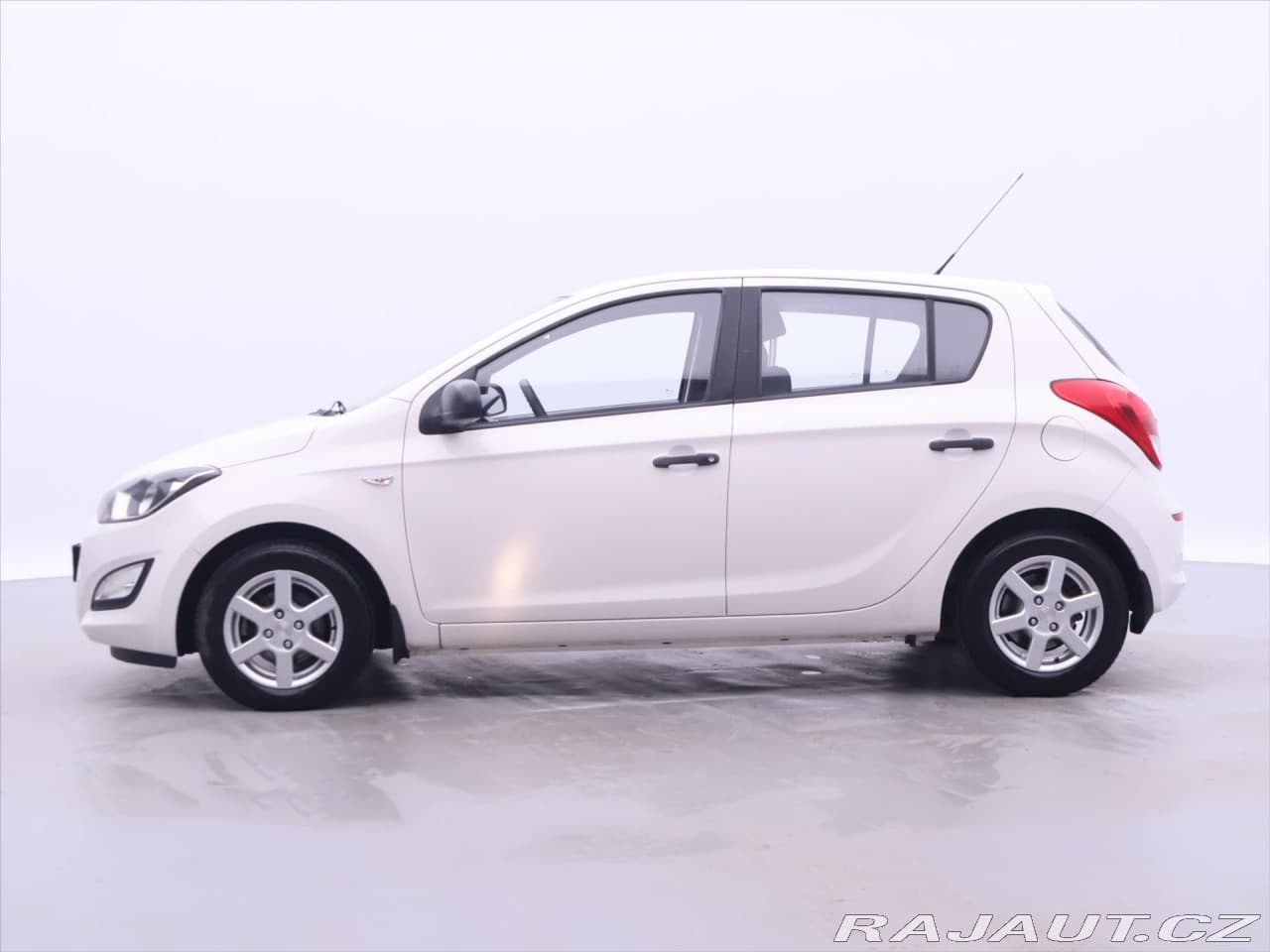 2013 Hyundai I20 - 4