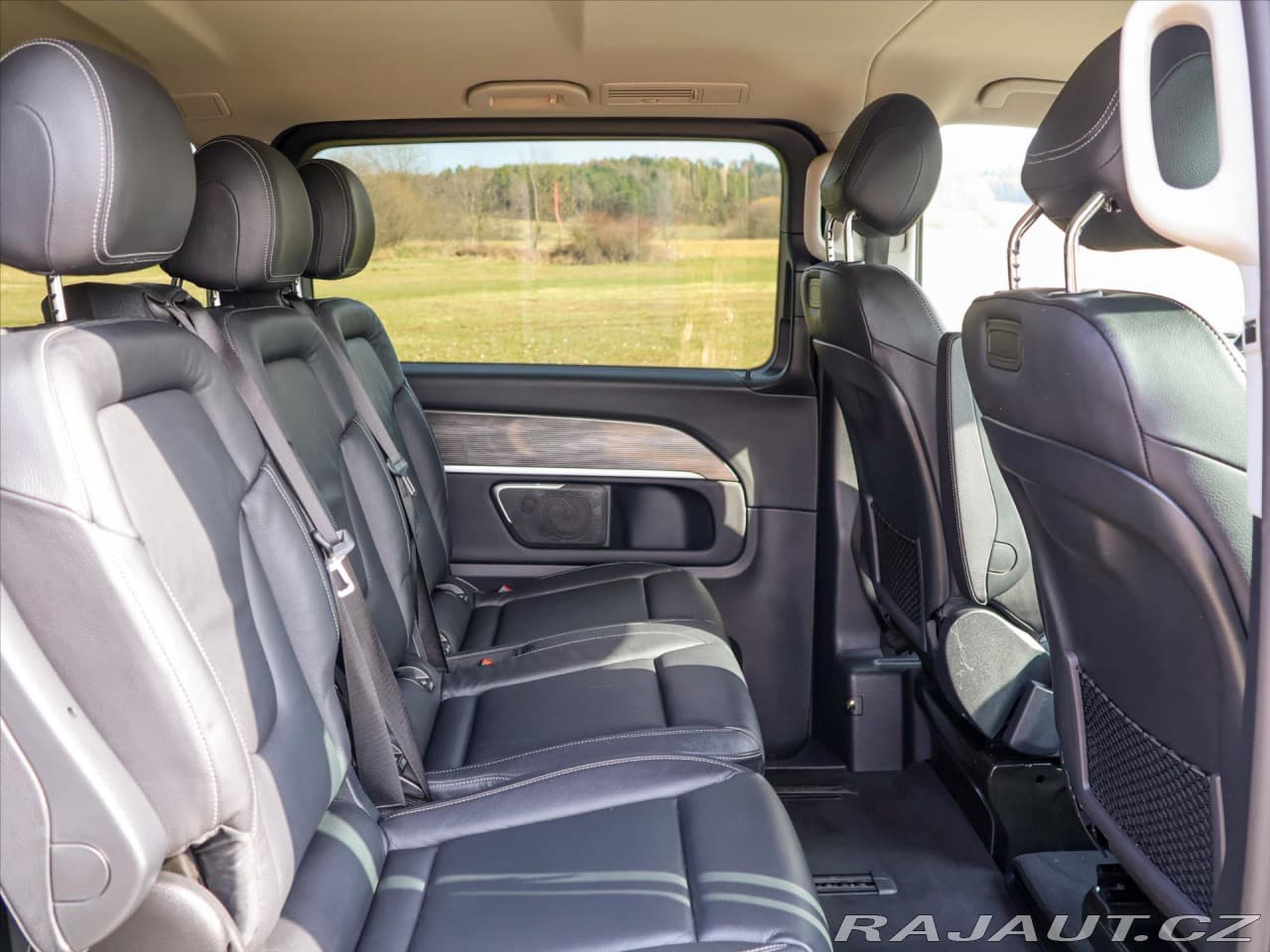 2021 Mercedes-Benz V-Class - 16