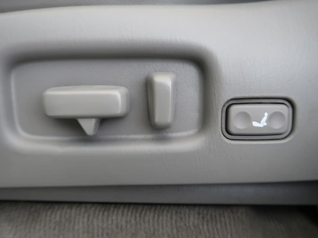 2003 Toyota Land Cruiser - 10