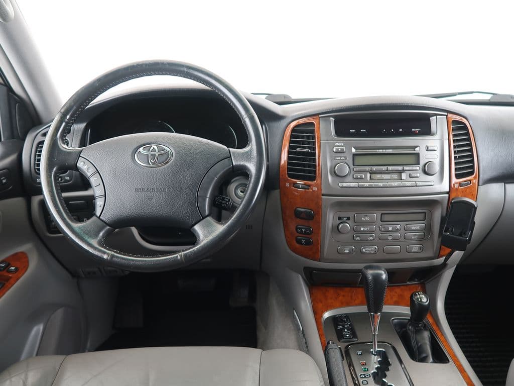 2003 Toyota Land Cruiser - 19