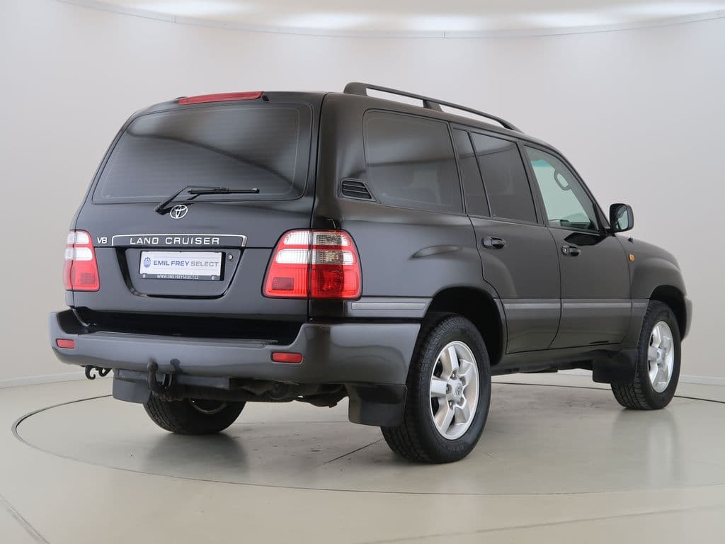 2003 Toyota Land Cruiser - 5