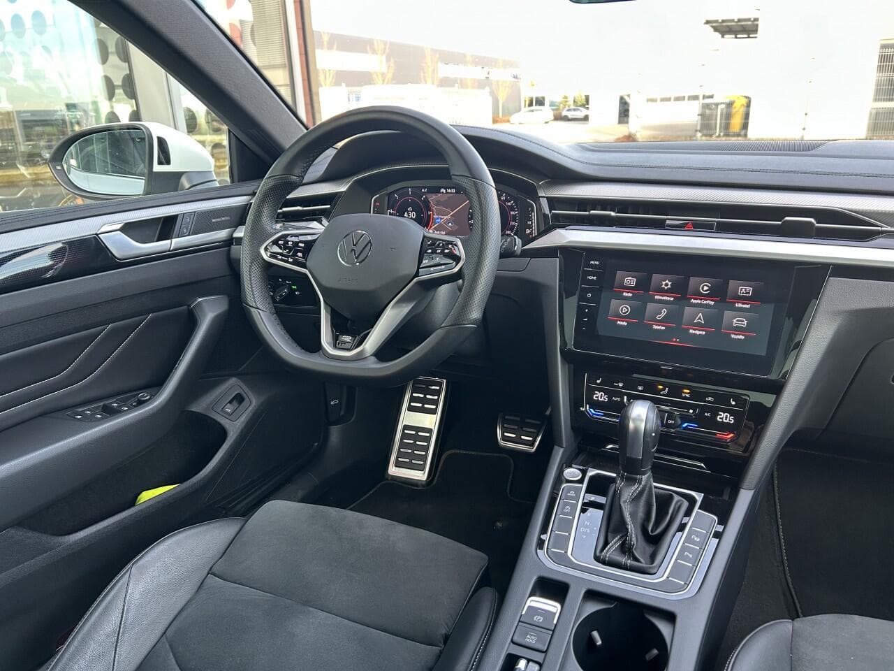 2022 Volkswagen Arteon - 14