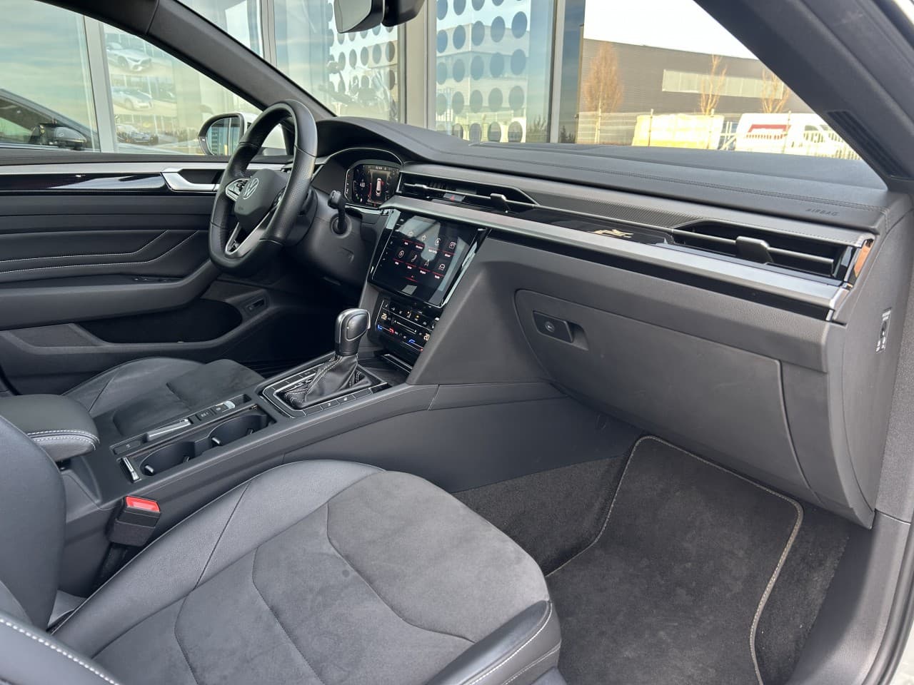 2022 Volkswagen Arteon - 19