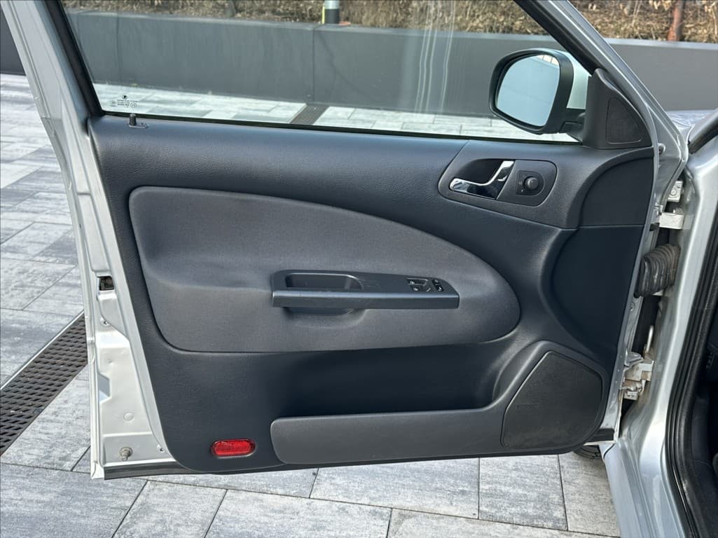 2010 Škoda Octavia - 12