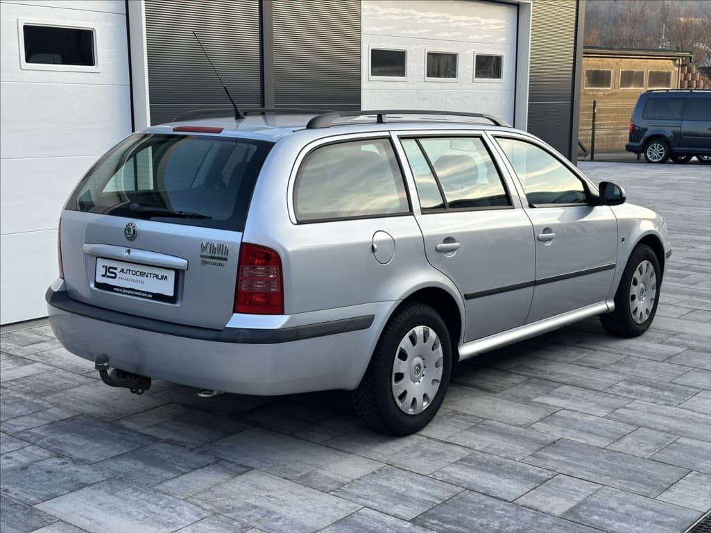 2010 Škoda Octavia - 5