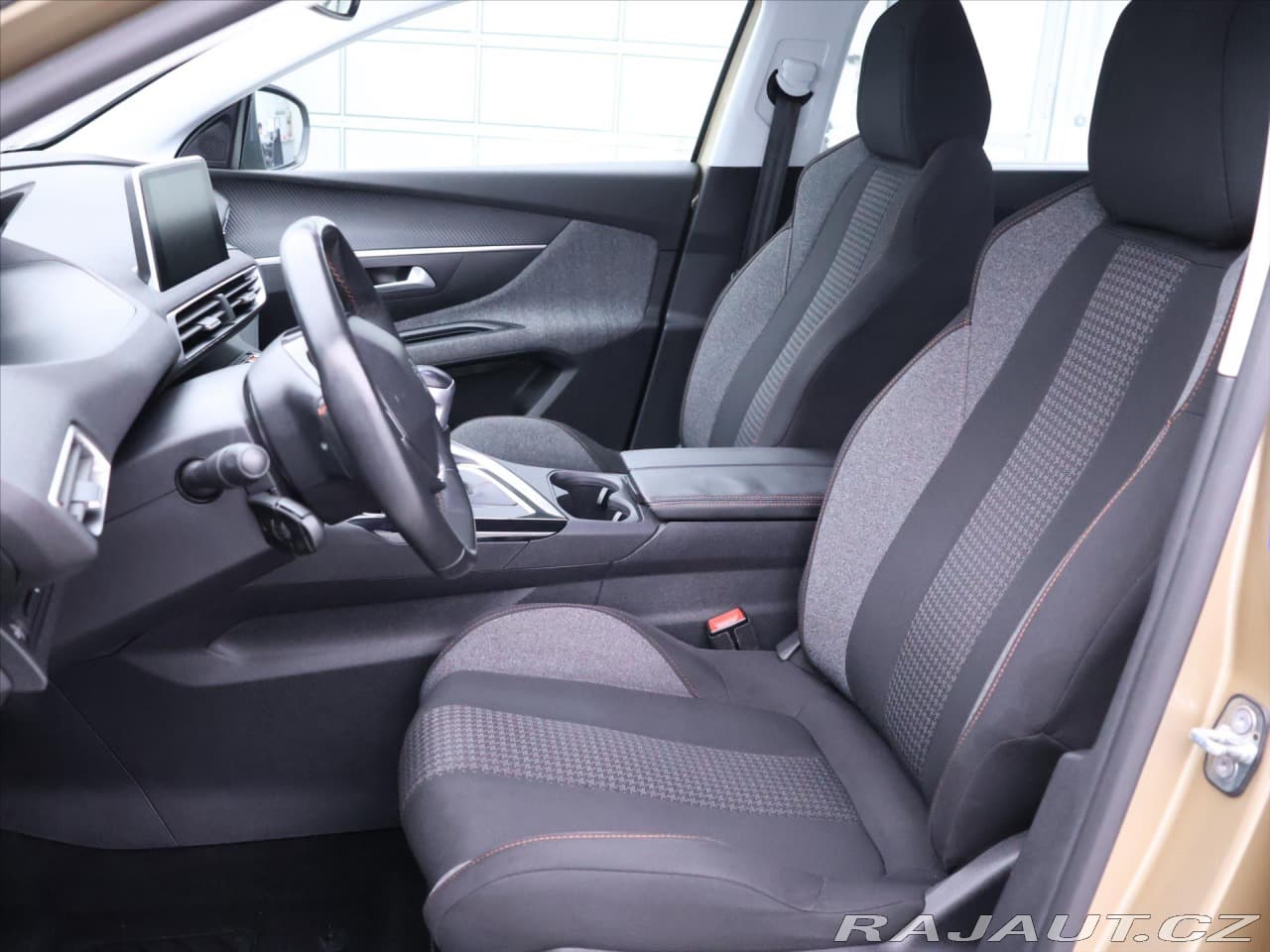 2017 Peugeot 5008 - 10