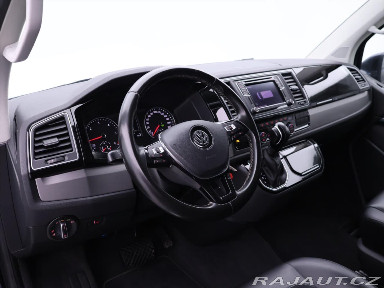 2018 Volkswagen Multivan - 18