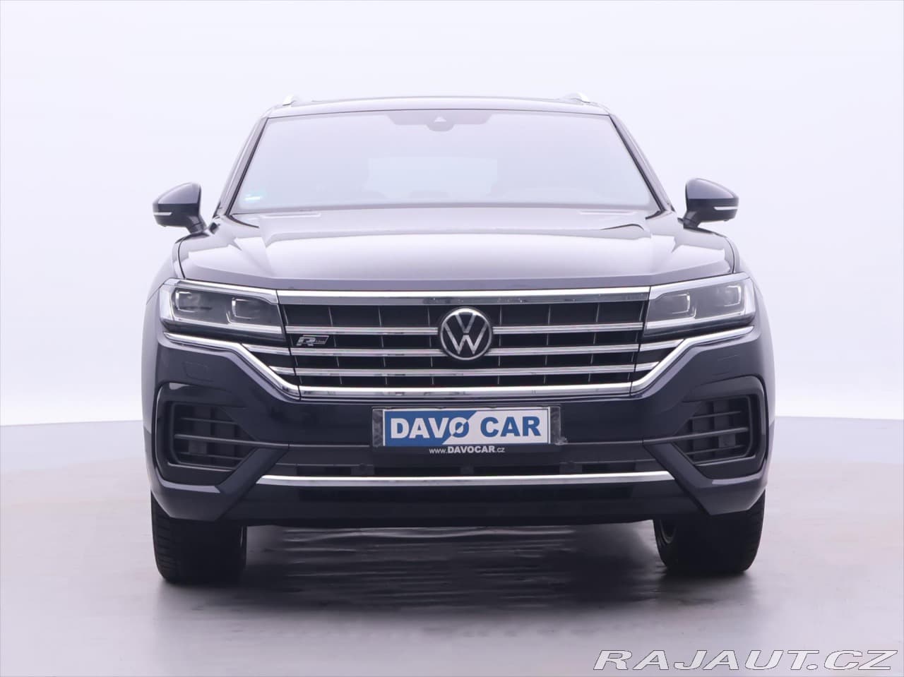 2021 Volkswagen Touareg - 2