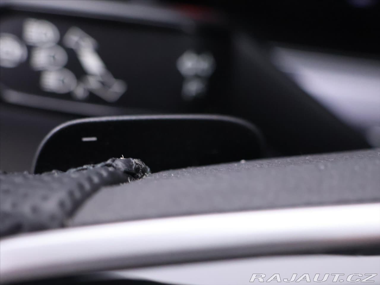 2021 Volkswagen Touareg - 20