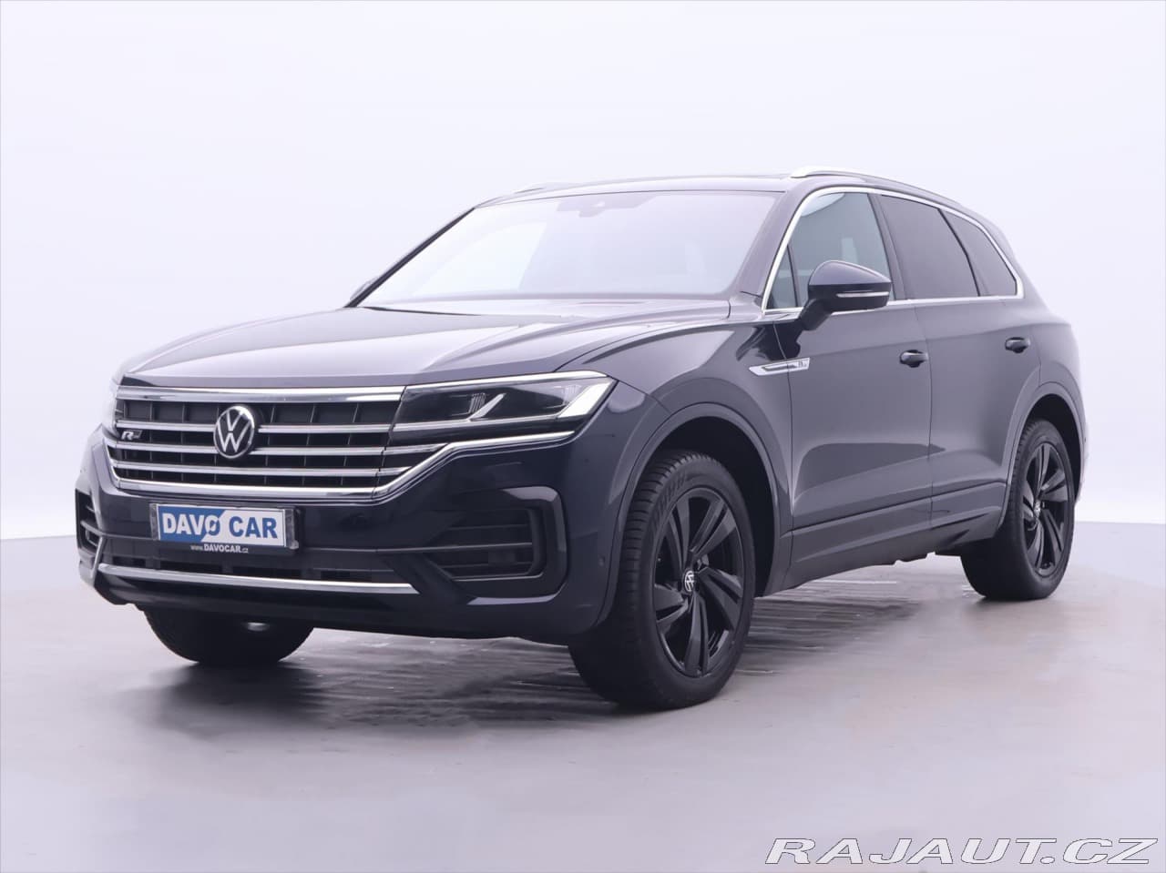 2021 Volkswagen Touareg - 3