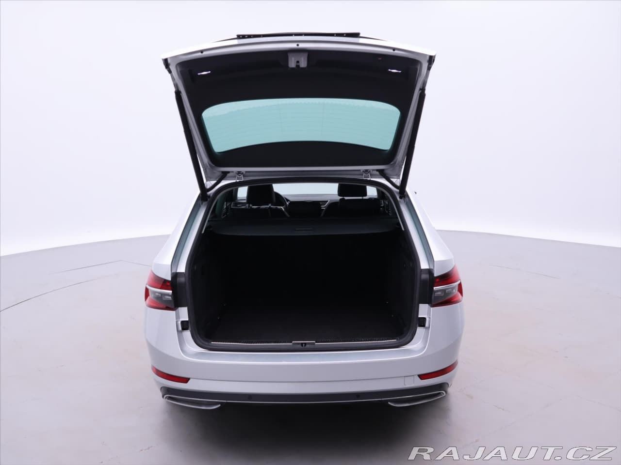 2022 Škoda Superb - 9