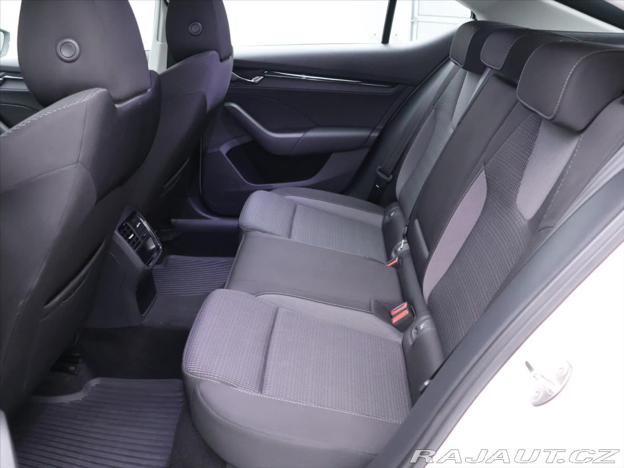 2023 Škoda Octavia - 12