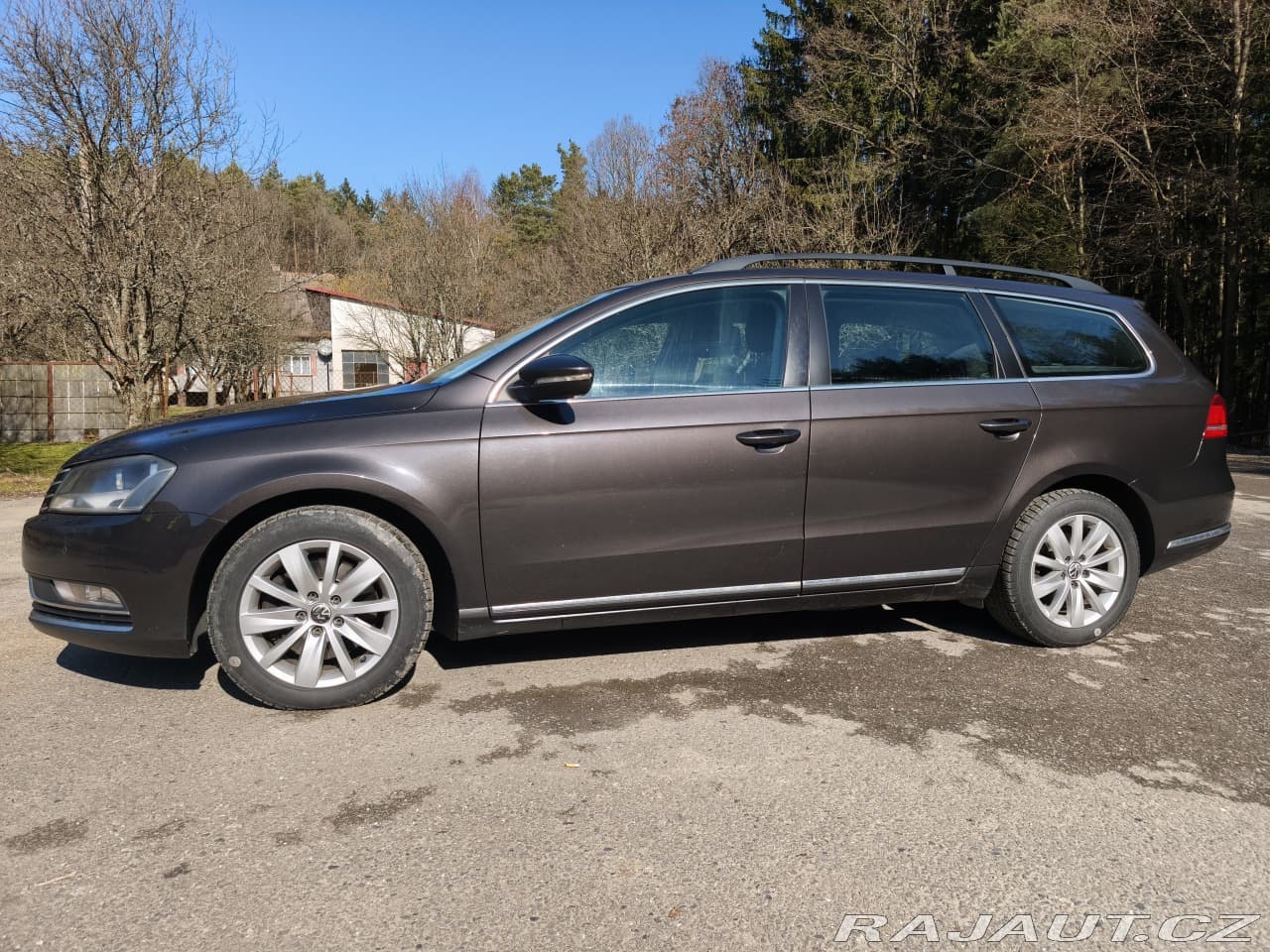2011 Volkswagen Passat - 6