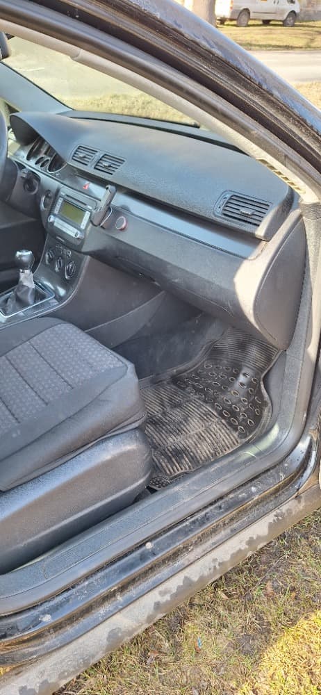 2007 Volkswagen Passat - 11