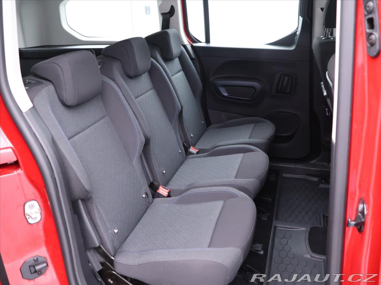 2019 Peugeot Rifter - 14