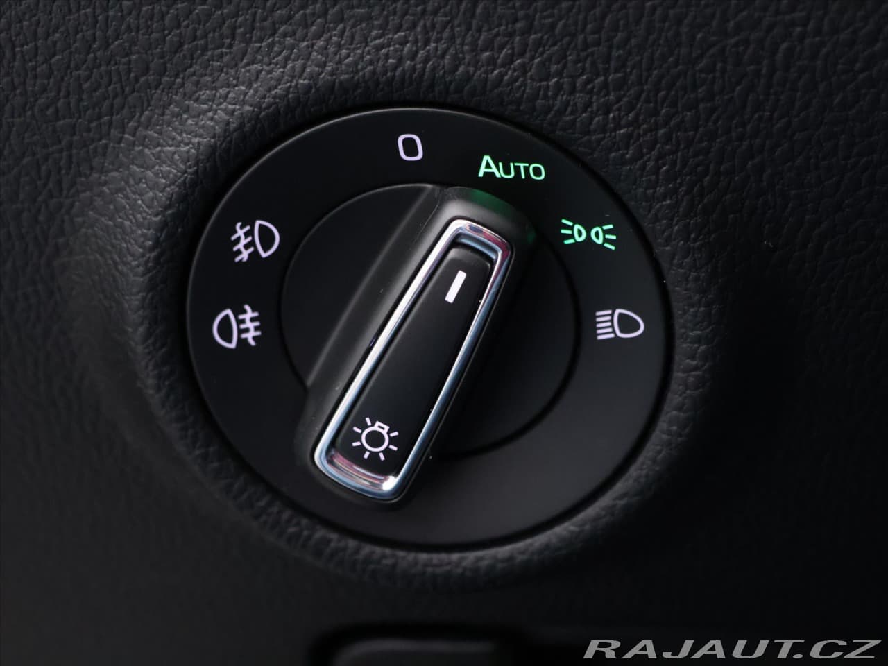 2020 Škoda Superb - 17