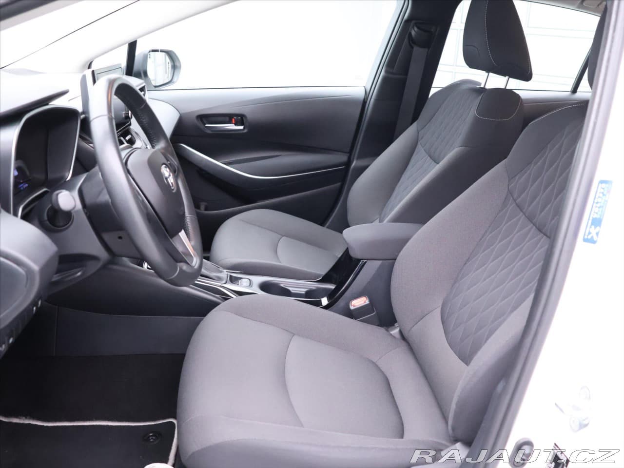 2019 Toyota Corolla - 10