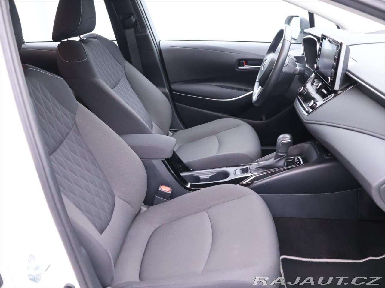 2019 Toyota Corolla - 11