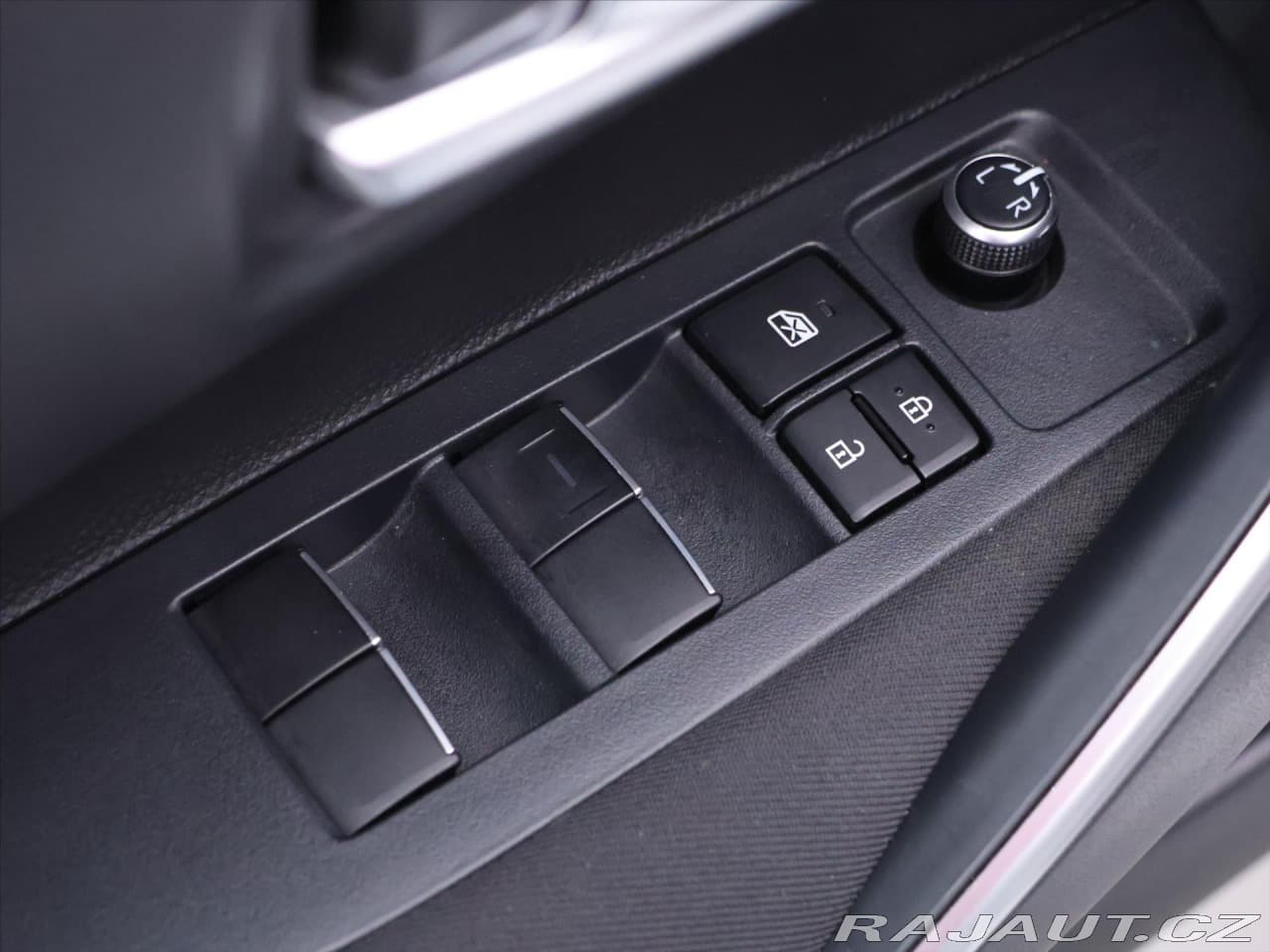 2019 Toyota Corolla - 13