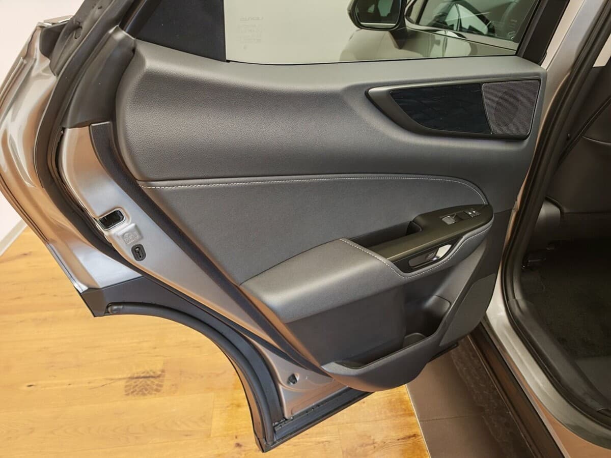 2024 Lexus Ostatní - 19