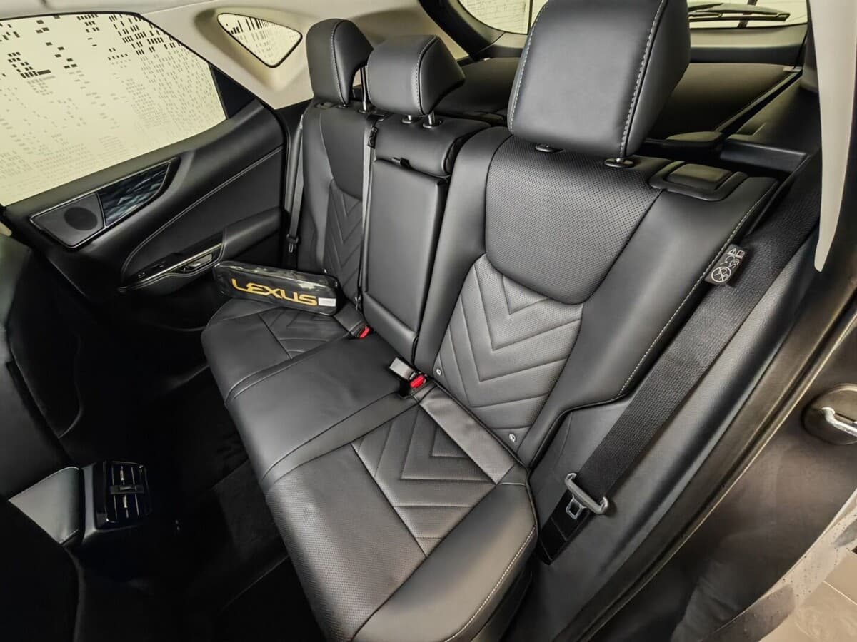 2025 Lexus Ostatní - 19