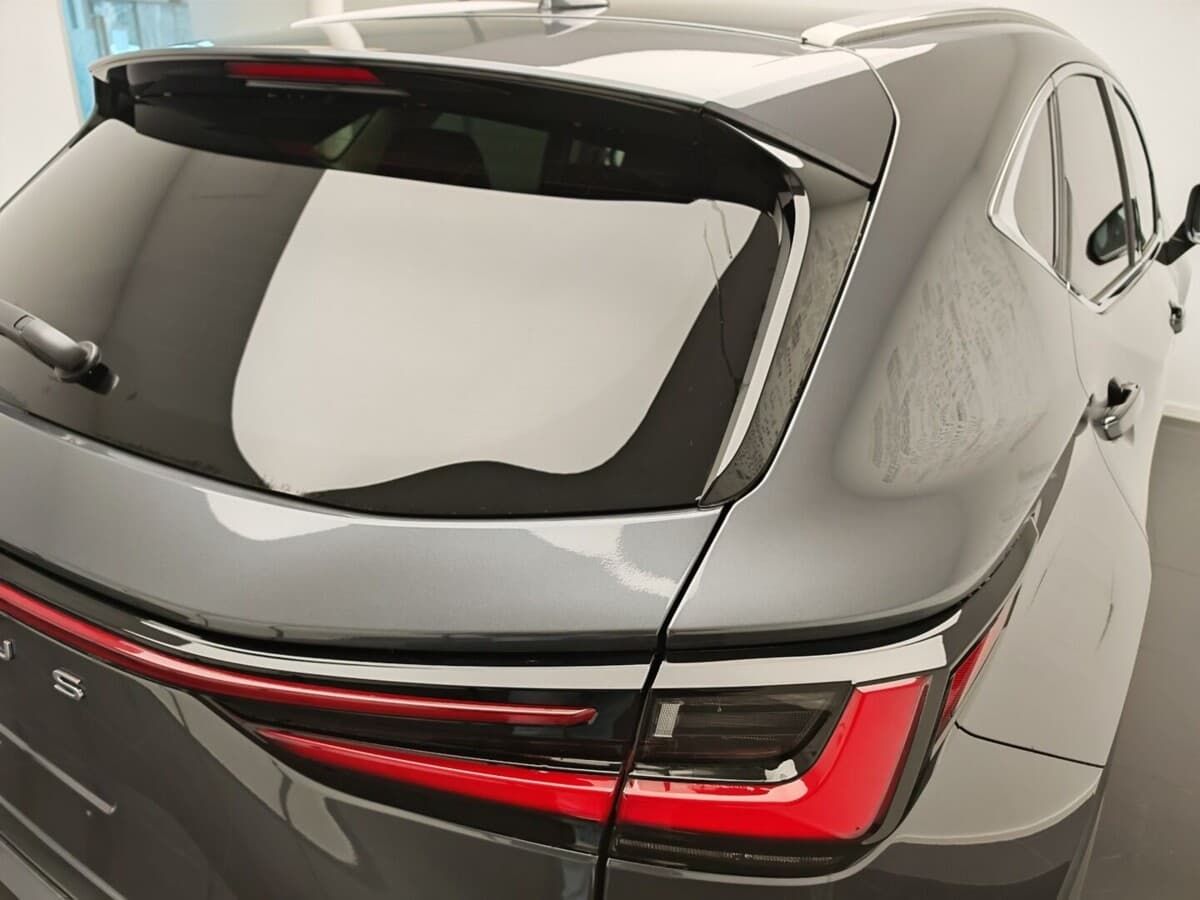 2025 Lexus Ostatní - 8