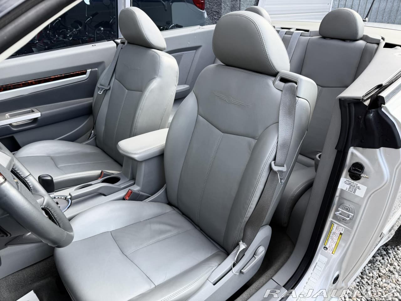 2008 Chrysler Sebring - 16