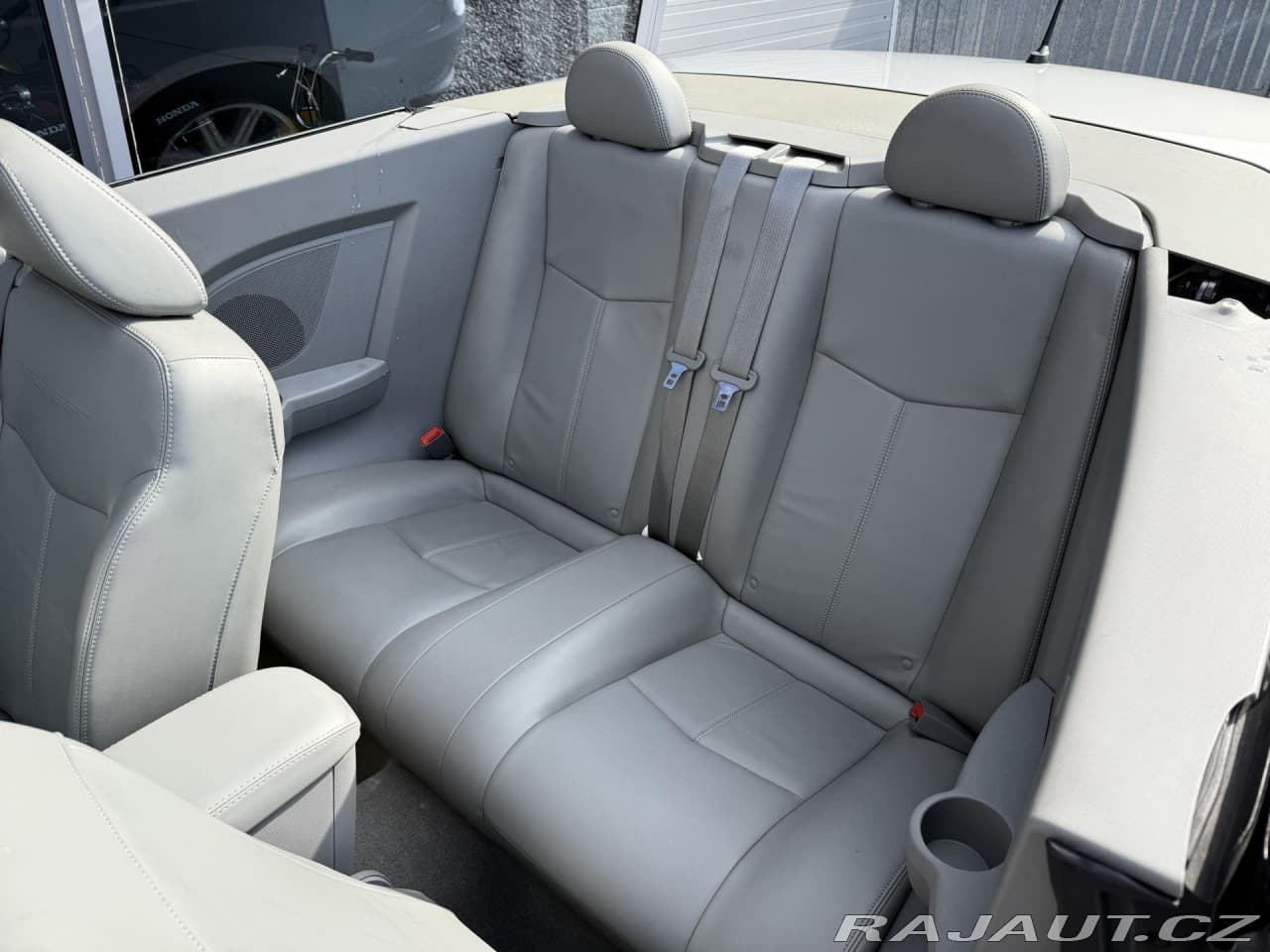 2008 Chrysler Sebring - 19