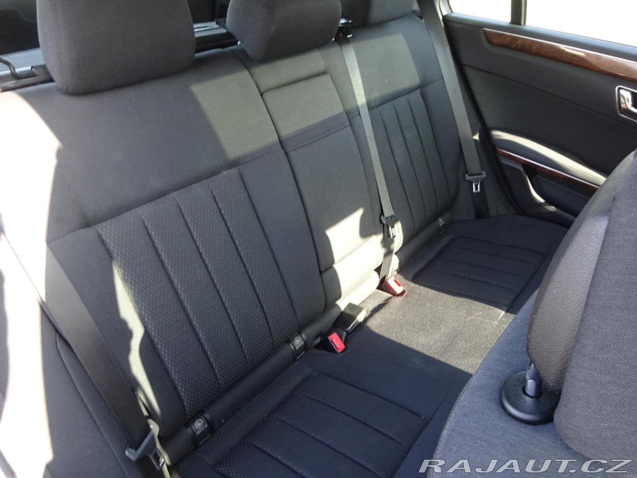 2011 Mercedes-Benz E-Class - 10