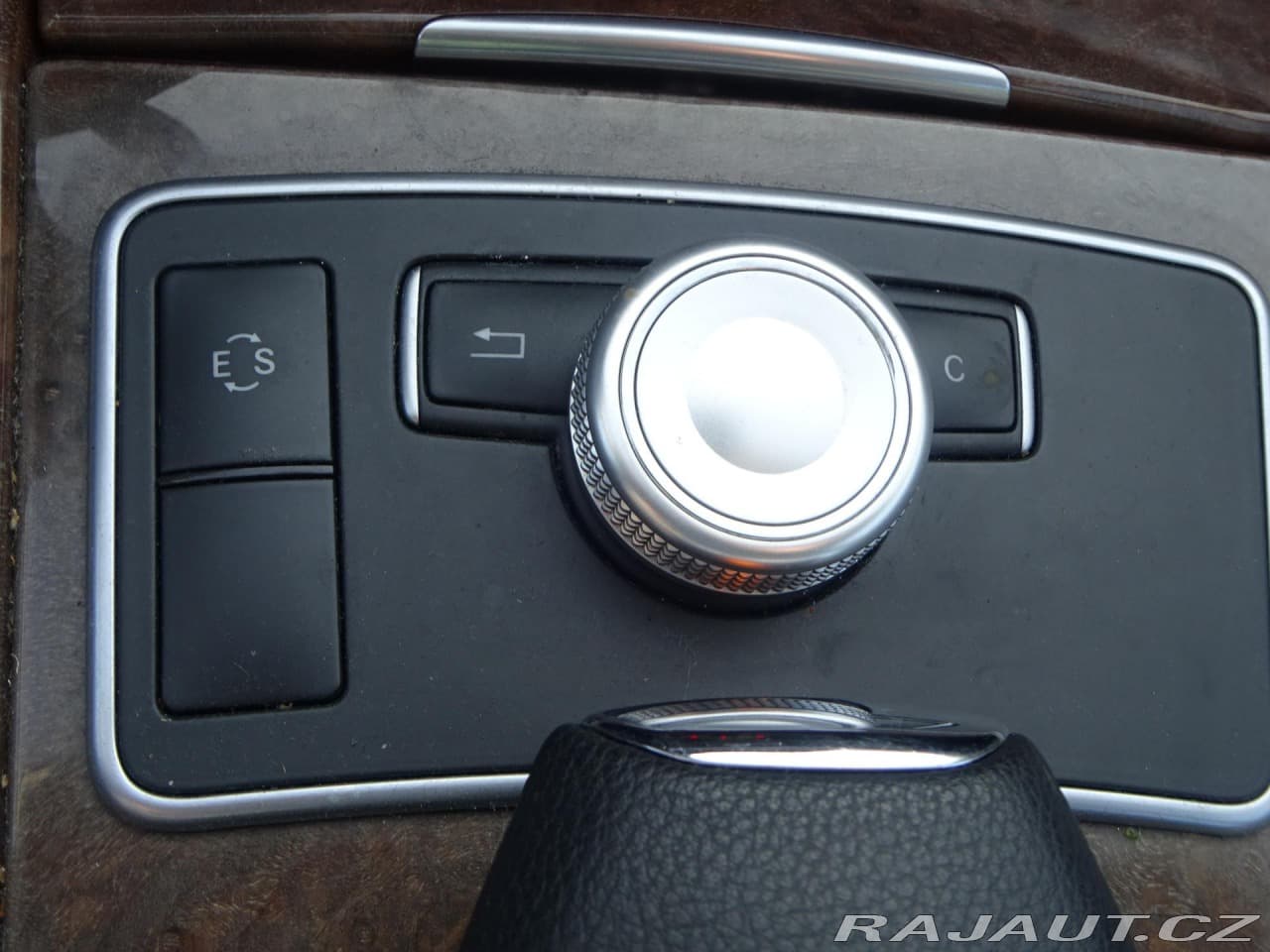 2011 Mercedes-Benz E-Class - 19