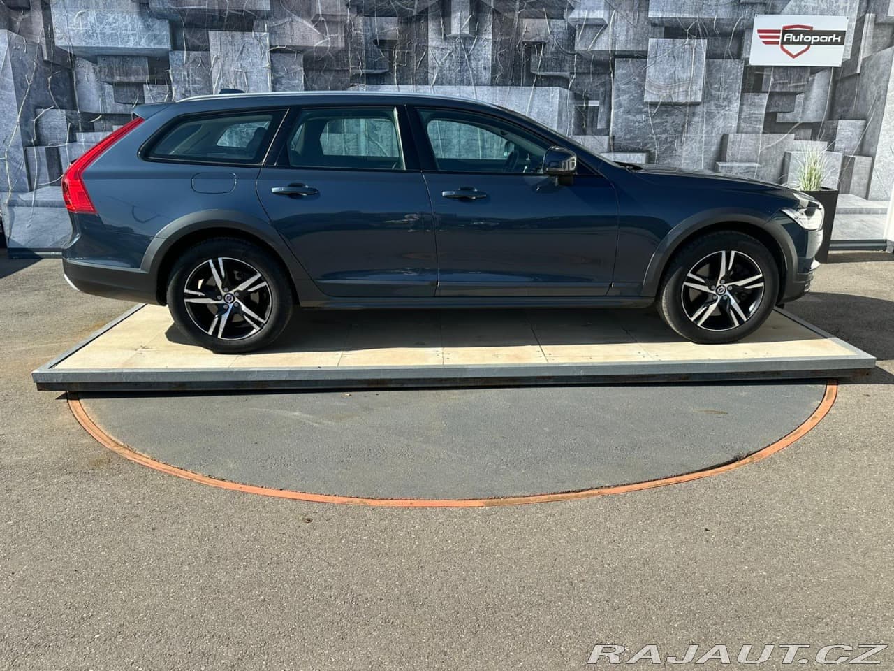 2018 Volvo V90 - 5