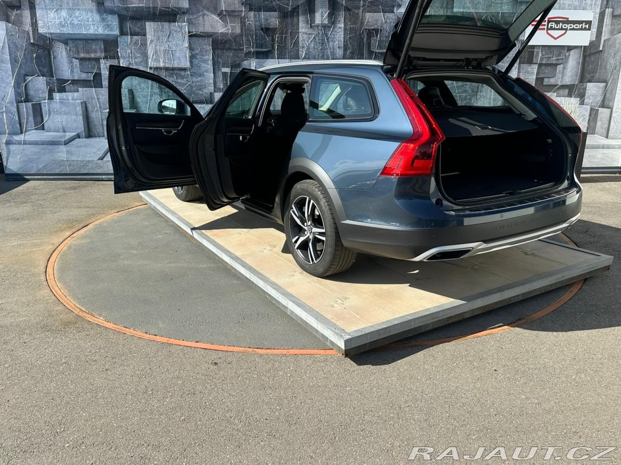 2018 Volvo V90 - 9