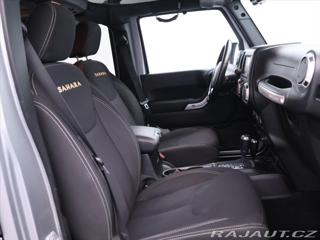 2015 Jeep Wrangler - 11