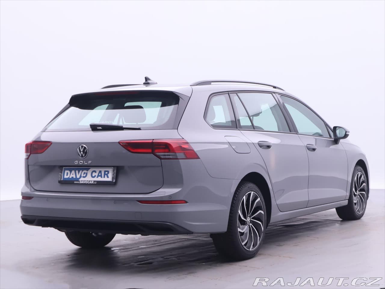 2023 Volkswagen Golf - 7
