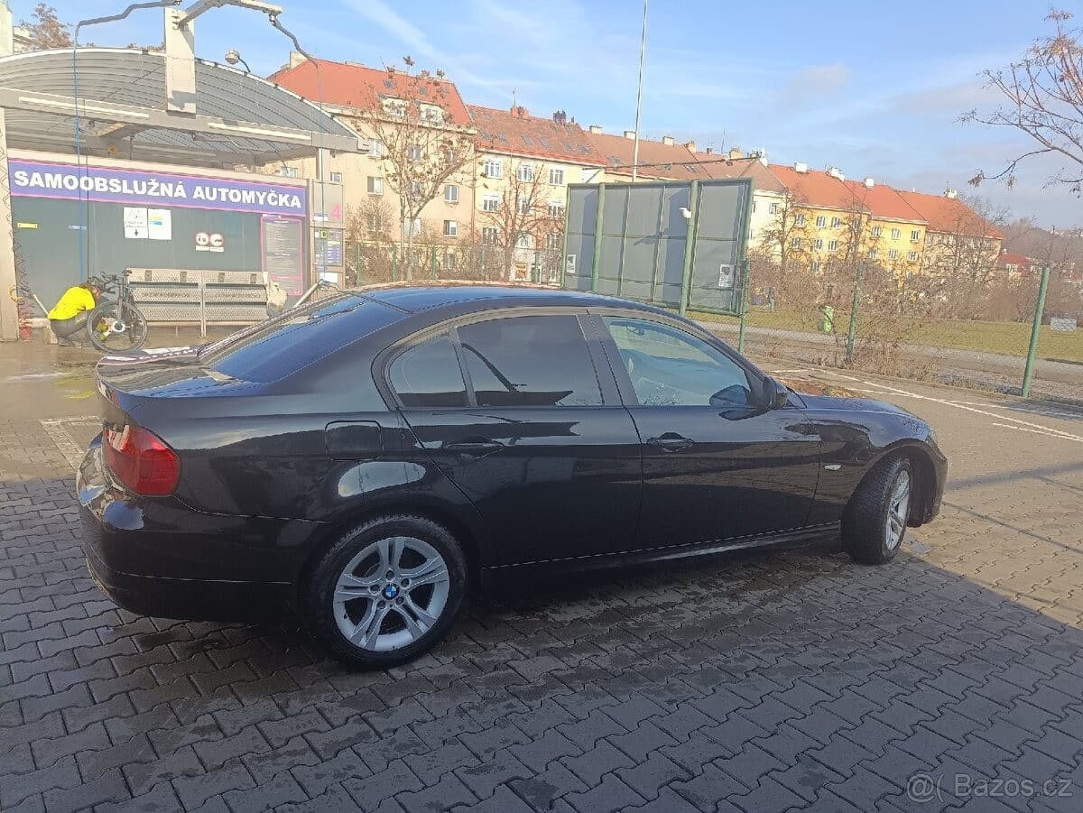 2009 BMW 3-Series - 4