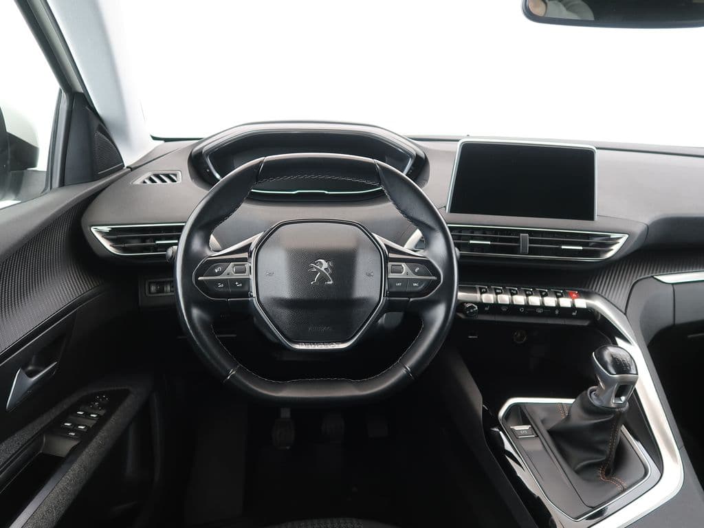 2019 Peugeot 5008 - 16