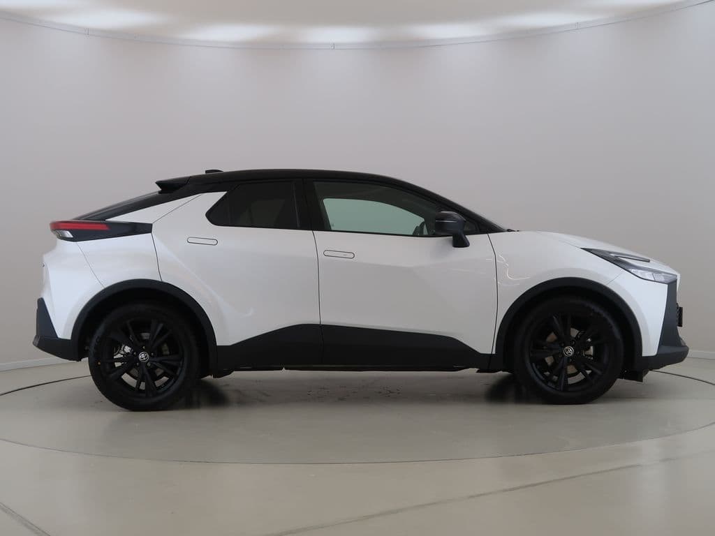 2024 Toyota C-Hr - 4