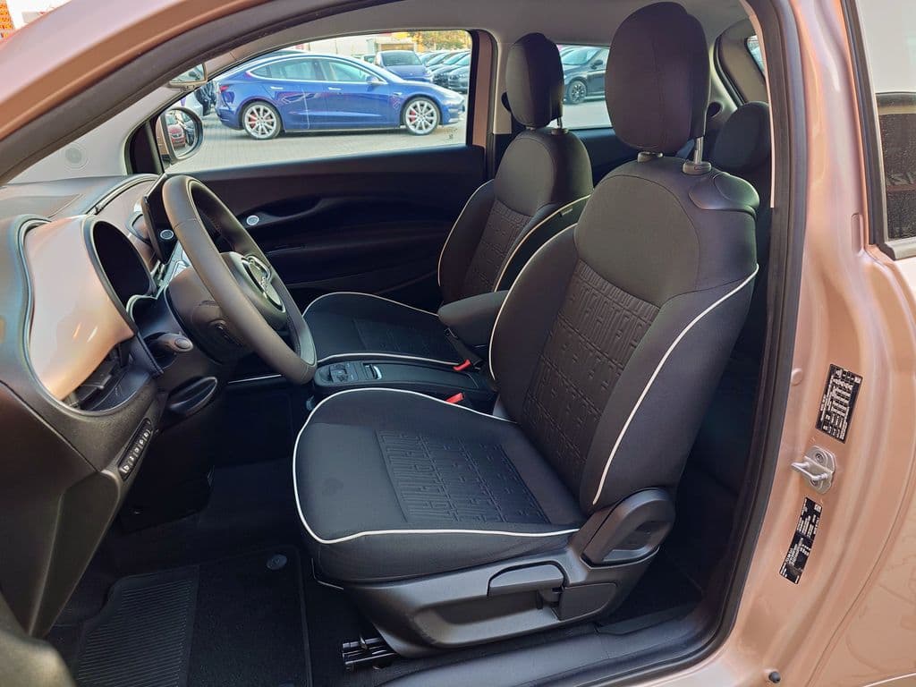 2023 Fiat 500e - 11