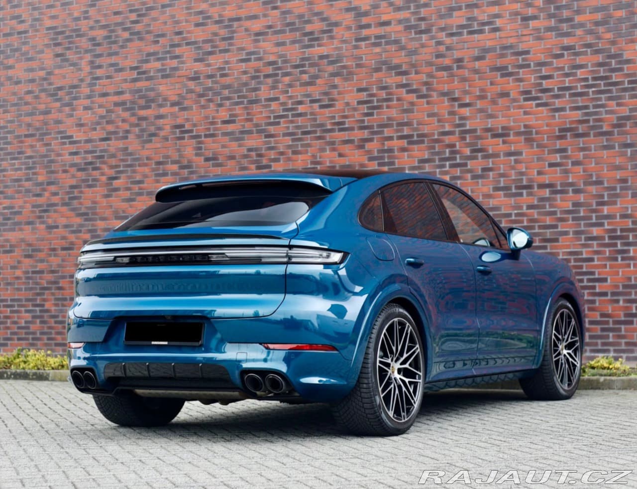 2024 Porsche Cayenne - 15