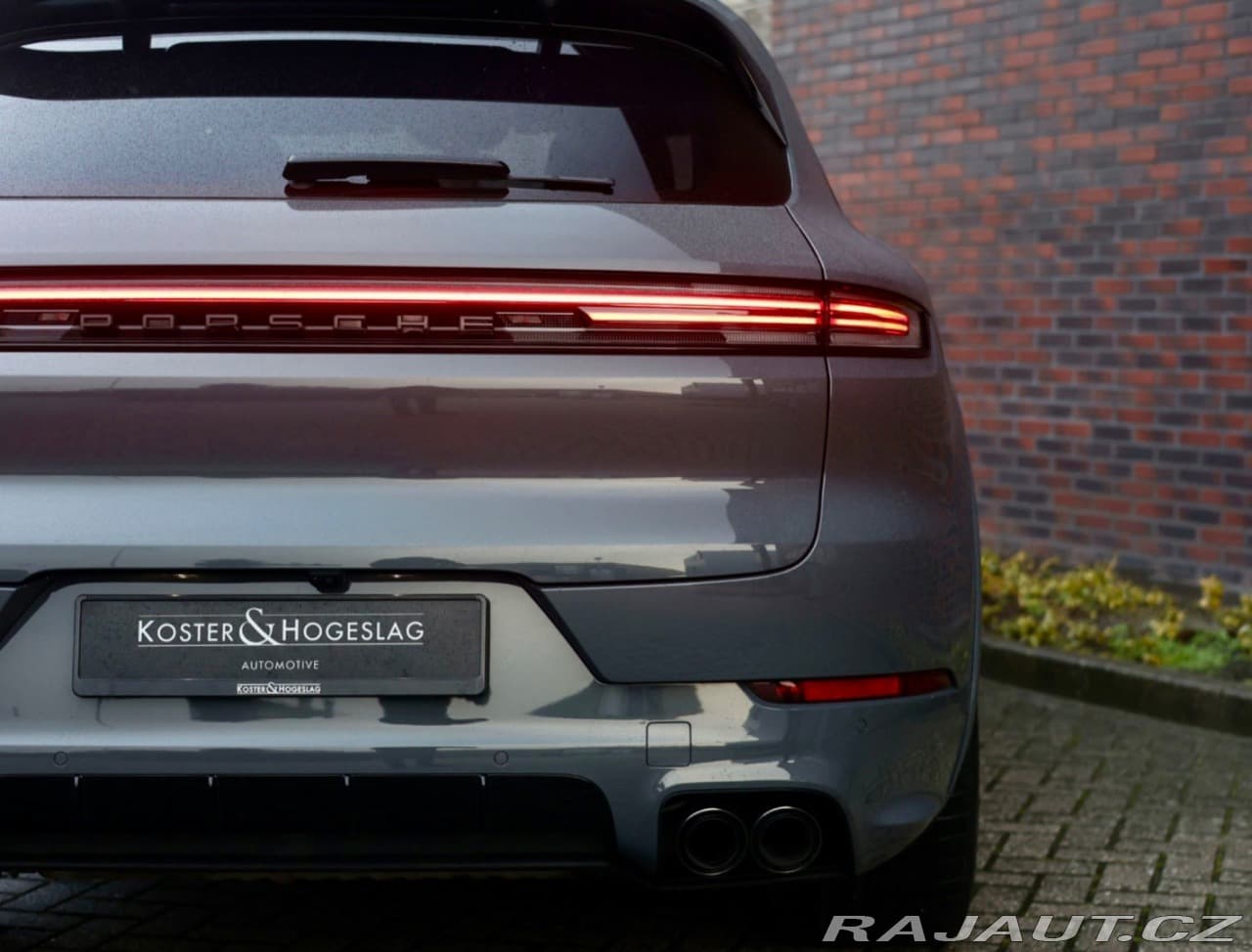 2025 Porsche Cayenne - 15
