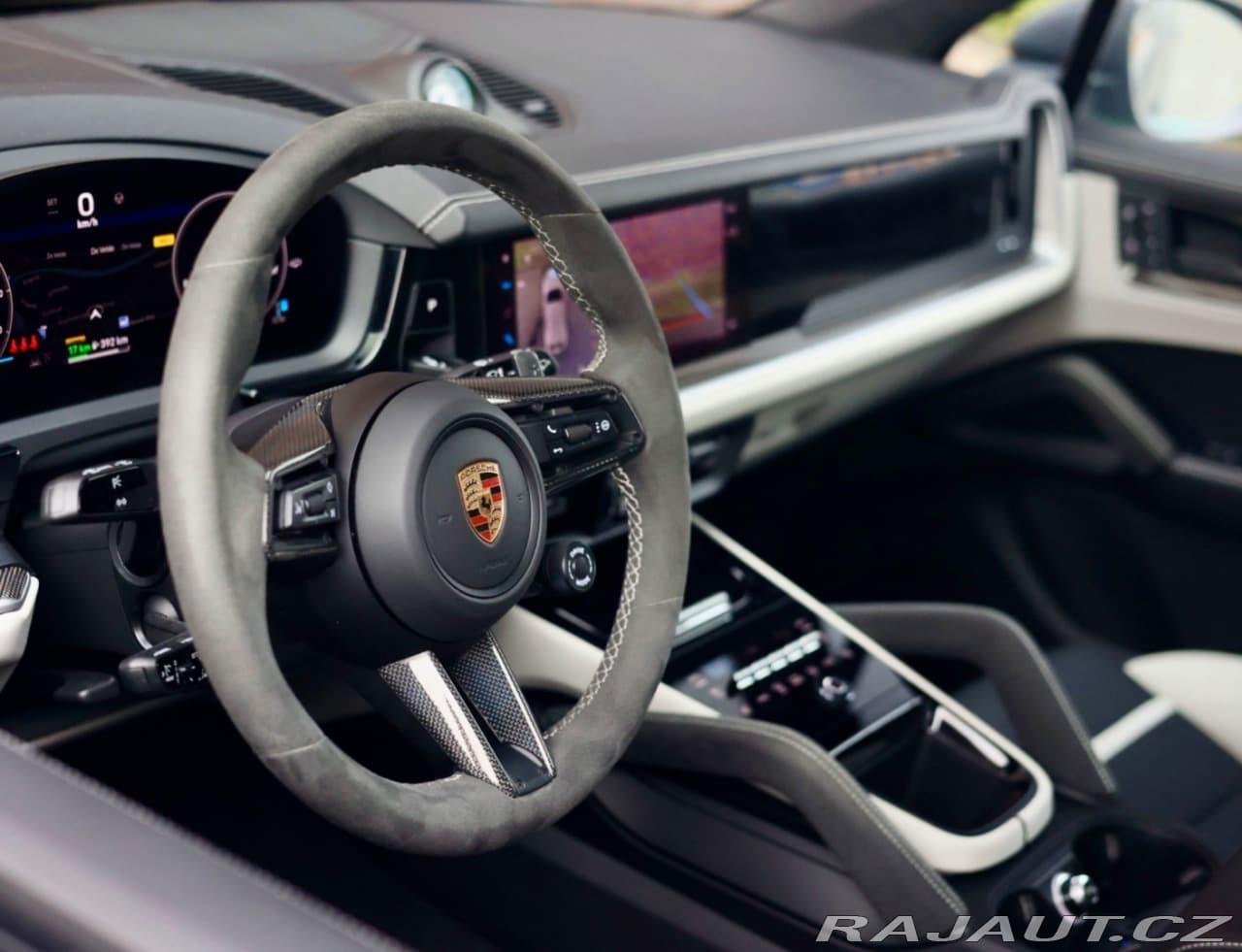 2025 Porsche Cayenne - 20