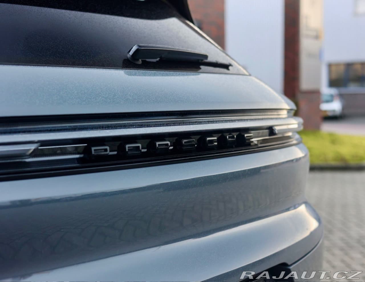 2025 Porsche Cayenne - 6