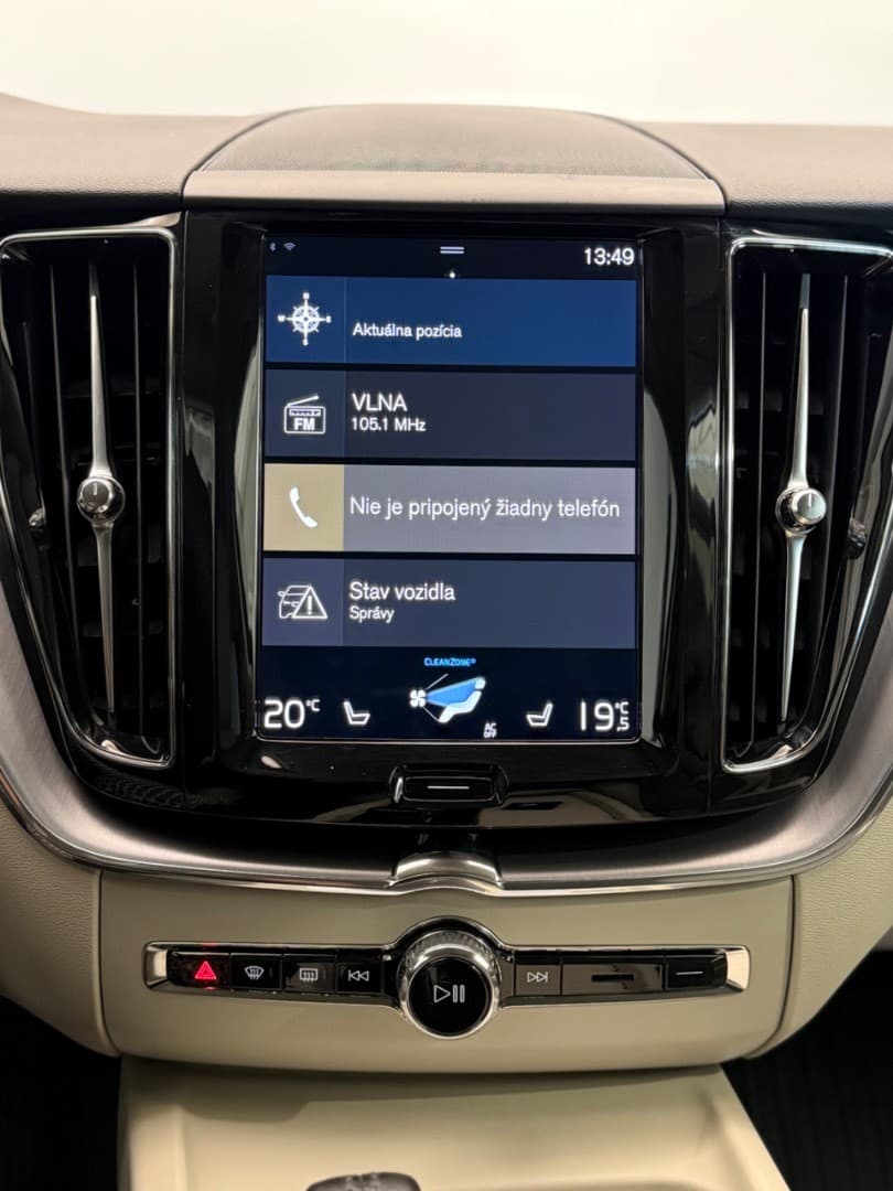 2020 Volvo Xc60 - 19