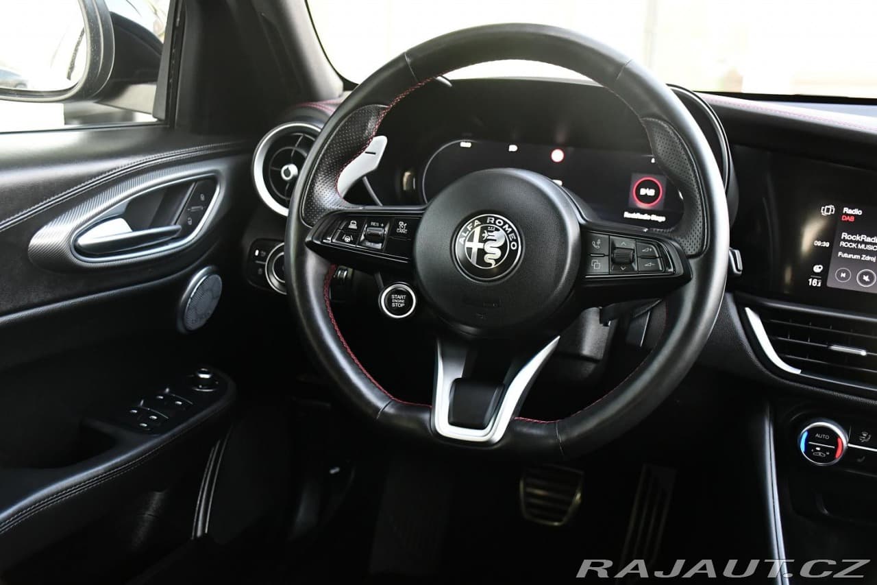 2023 Alfa Romeo Giulia - 6