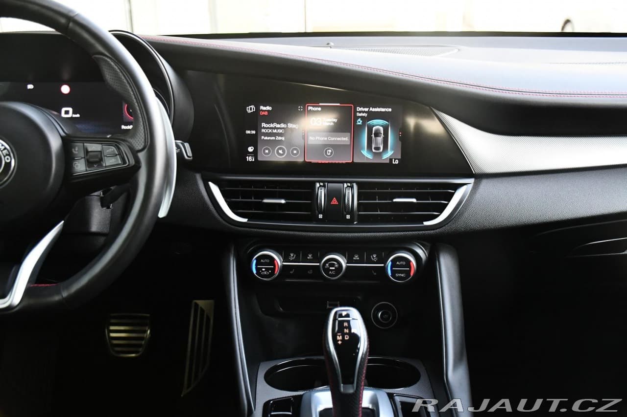 2023 Alfa Romeo Giulia - 7