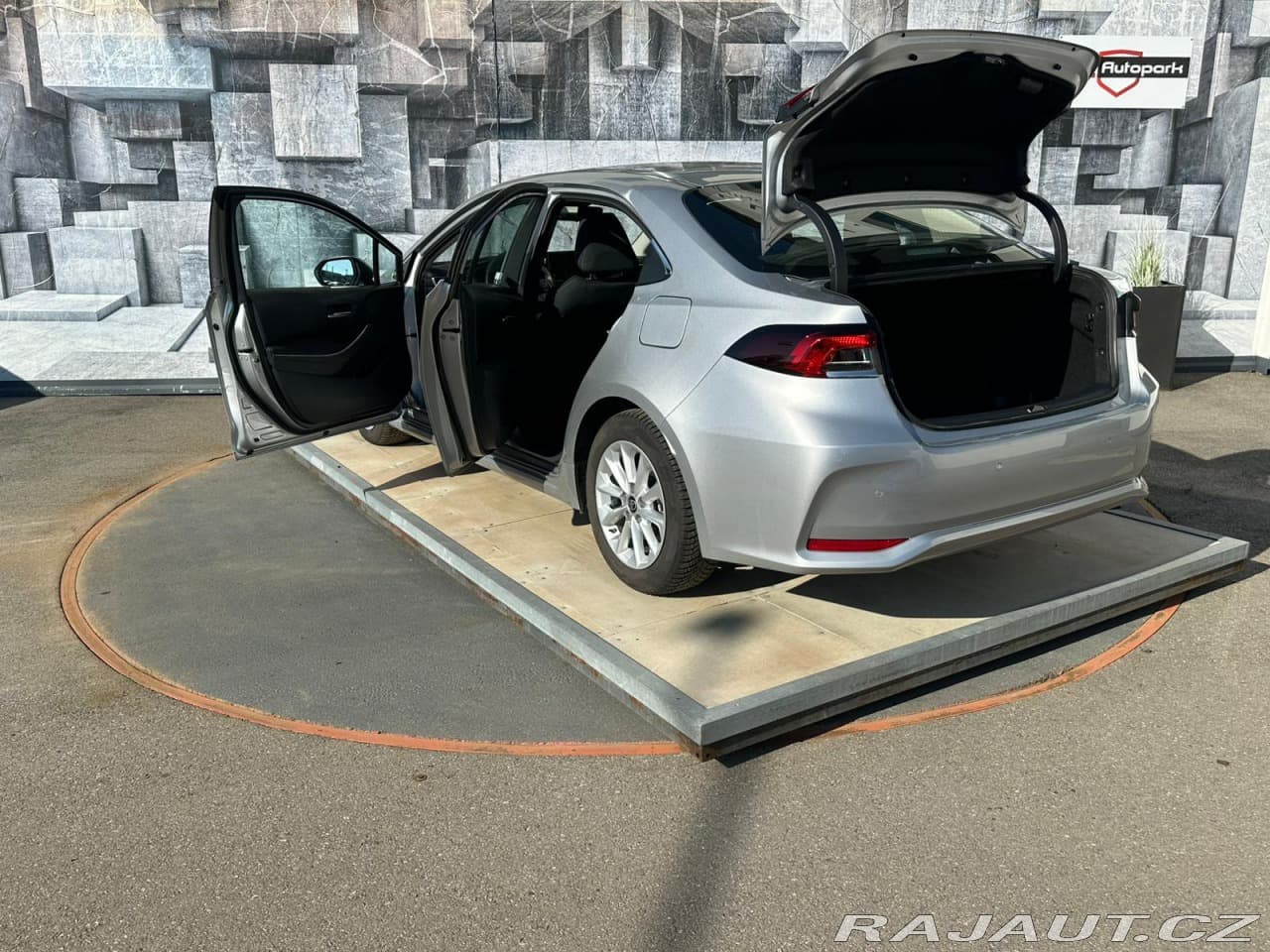 2023 Toyota Corolla - 9