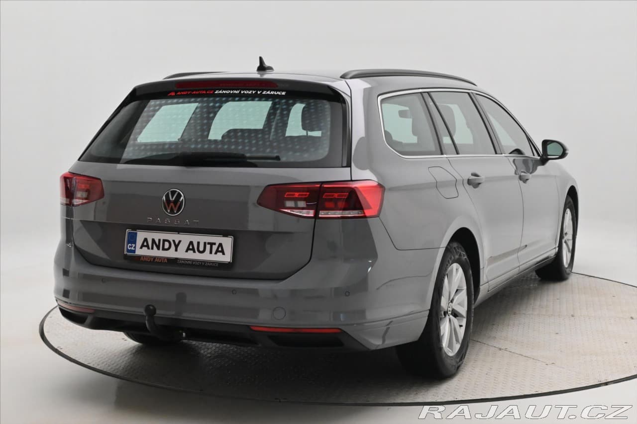 2022 Volkswagen Passat - 5