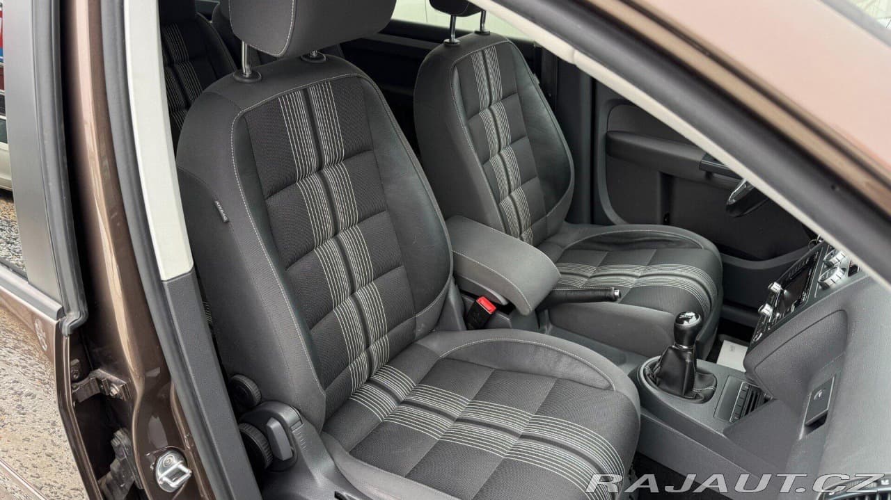 2012 Volkswagen Touran - 18